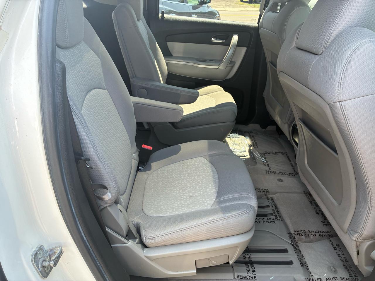 GMC Acadia SLE AWD 2010