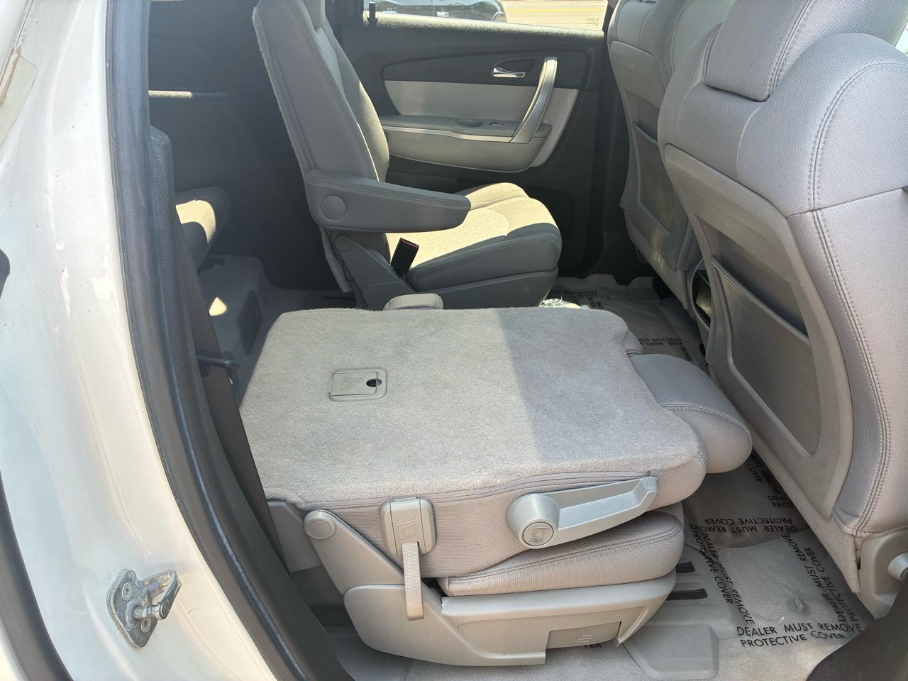 GMC Acadia SLE AWD 2010
