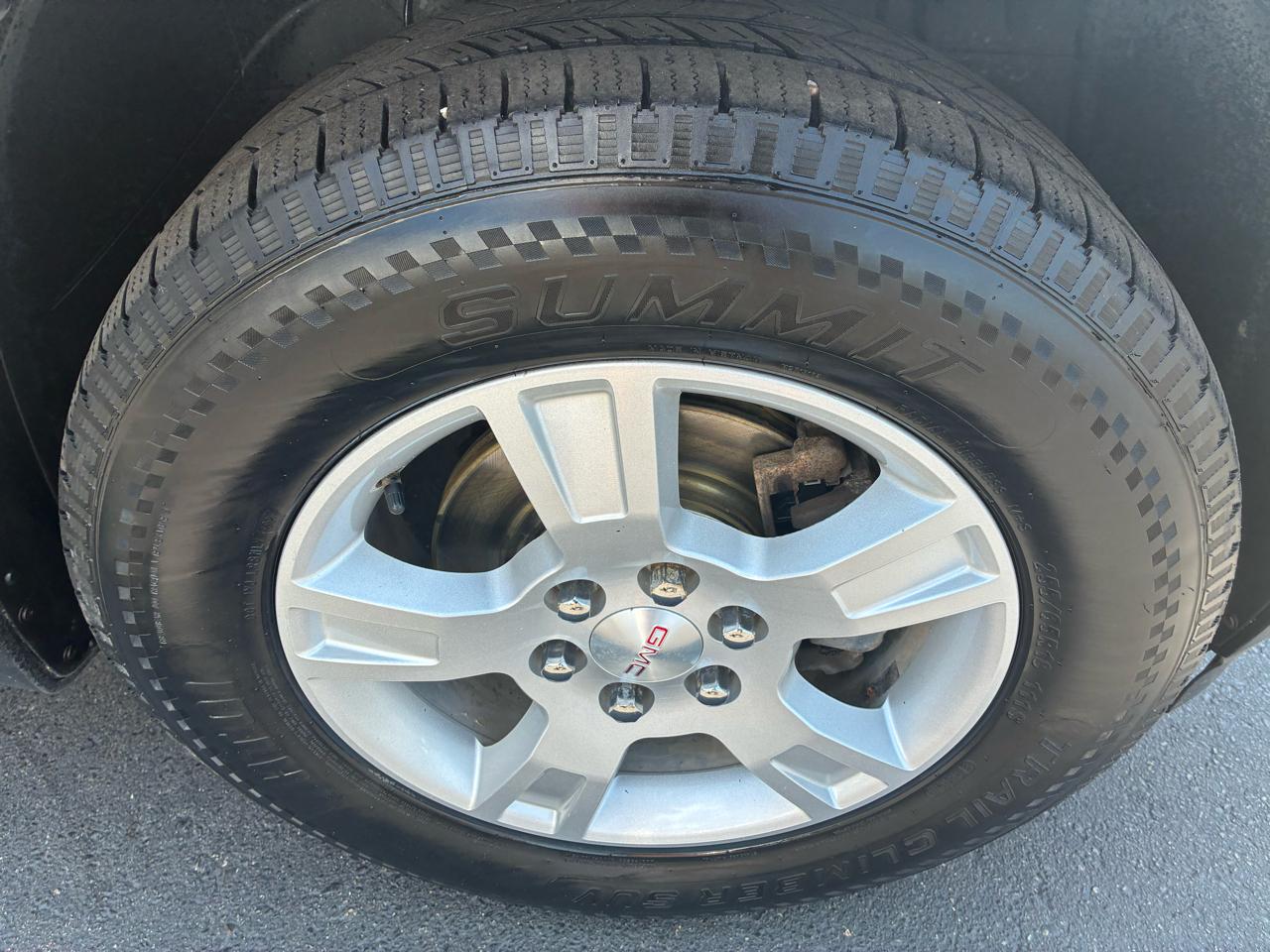 GMC Acadia SLE AWD 2010