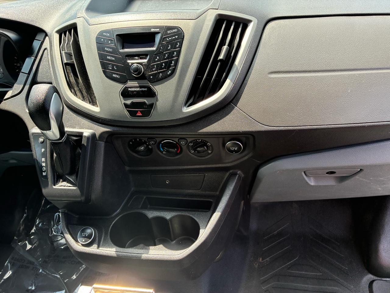 Ford Transit 250 Van Low Roof 60/40 Pass.130-in. WB 2019
