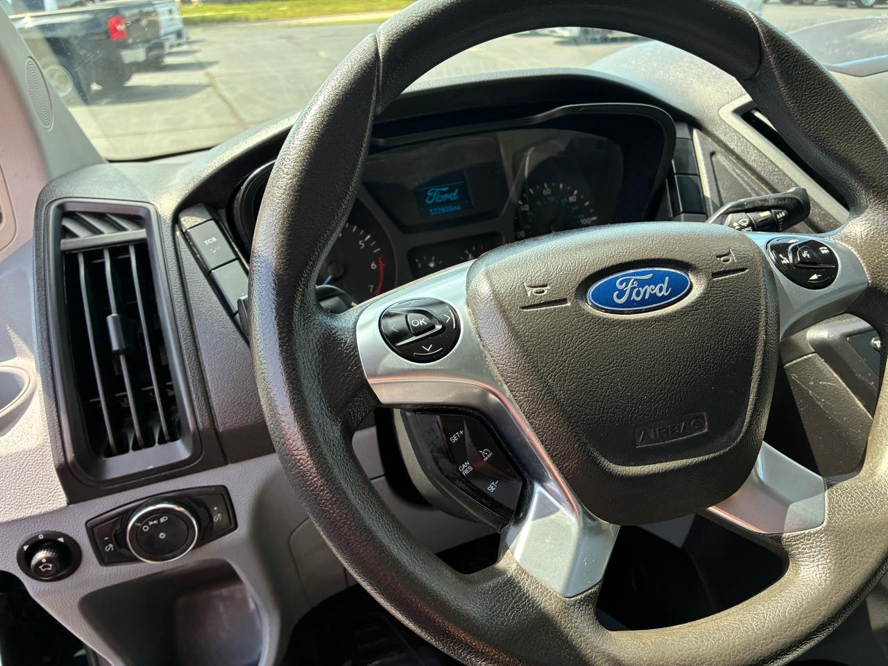 Ford Transit 250 Van Low Roof 60/40 Pass.130-in. WB 2019