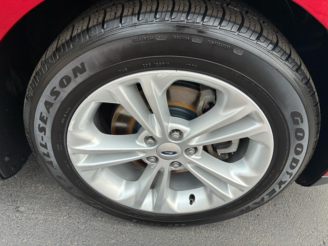 Ford Taurus SEL FWD 2013