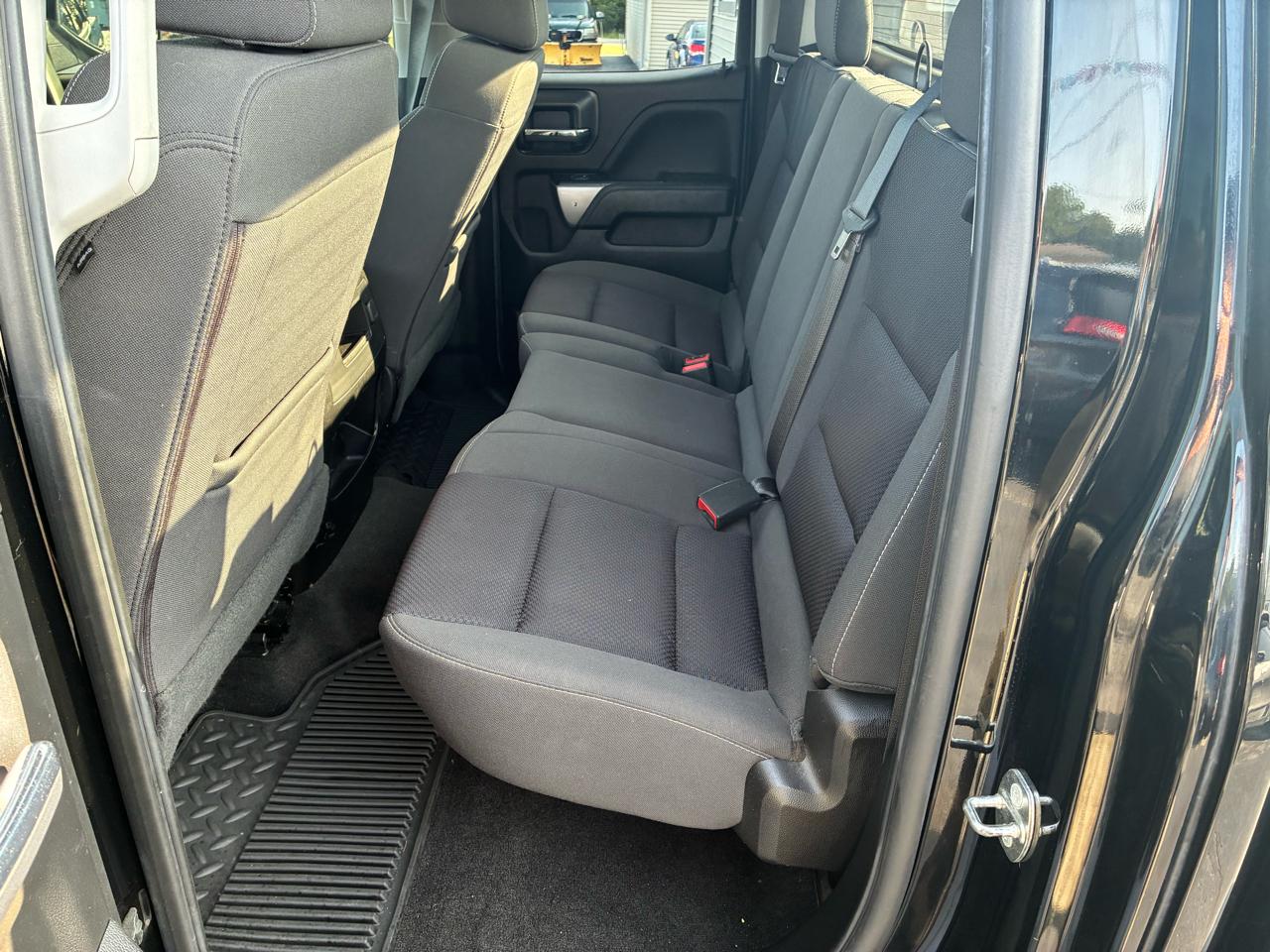 Chevrolet Silverado 1500 Z71 Ext Cab 4WD 4D 2018