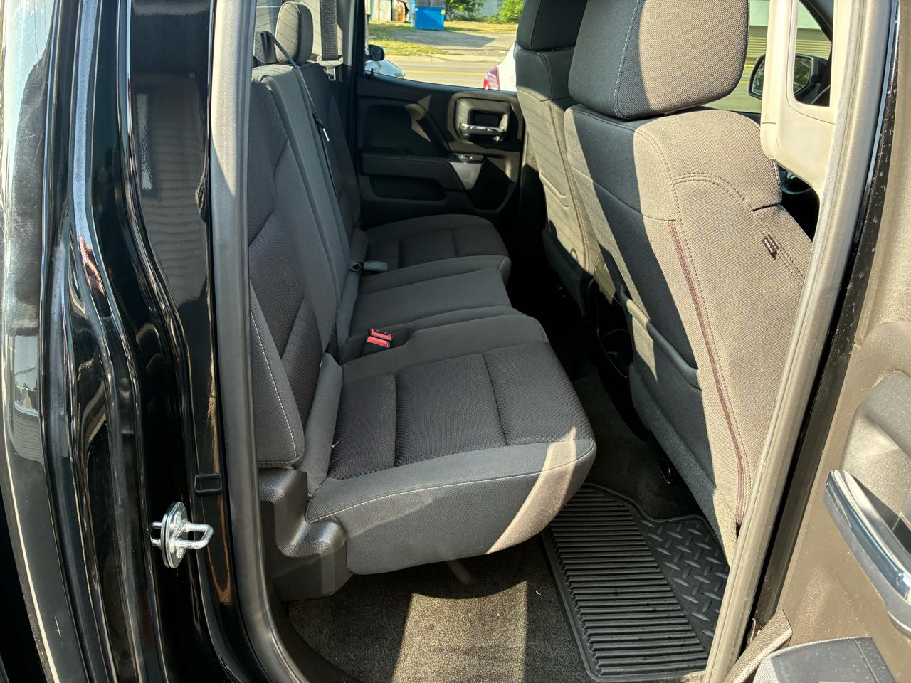 Chevrolet Silverado 1500 Z71 Ext Cab 4WD 4D 2018