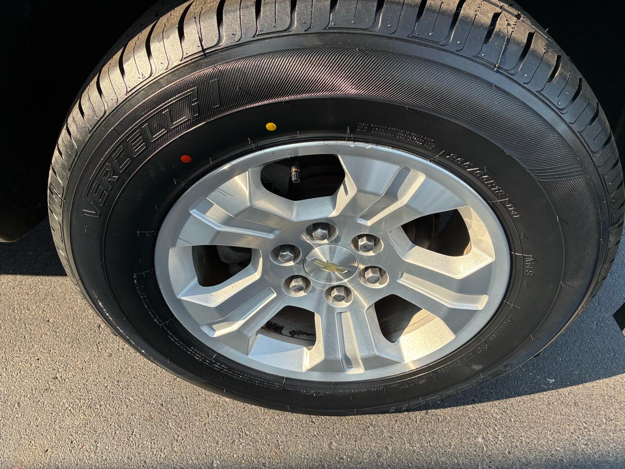 Chevrolet Silverado 1500 Z71 Ext Cab 4WD 4D 2018