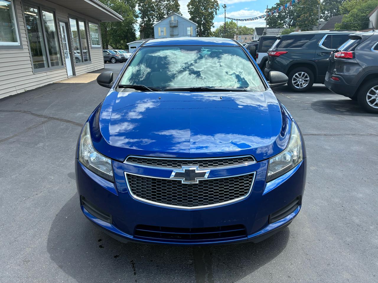 Chevrolet Cruze LS Auto 2013