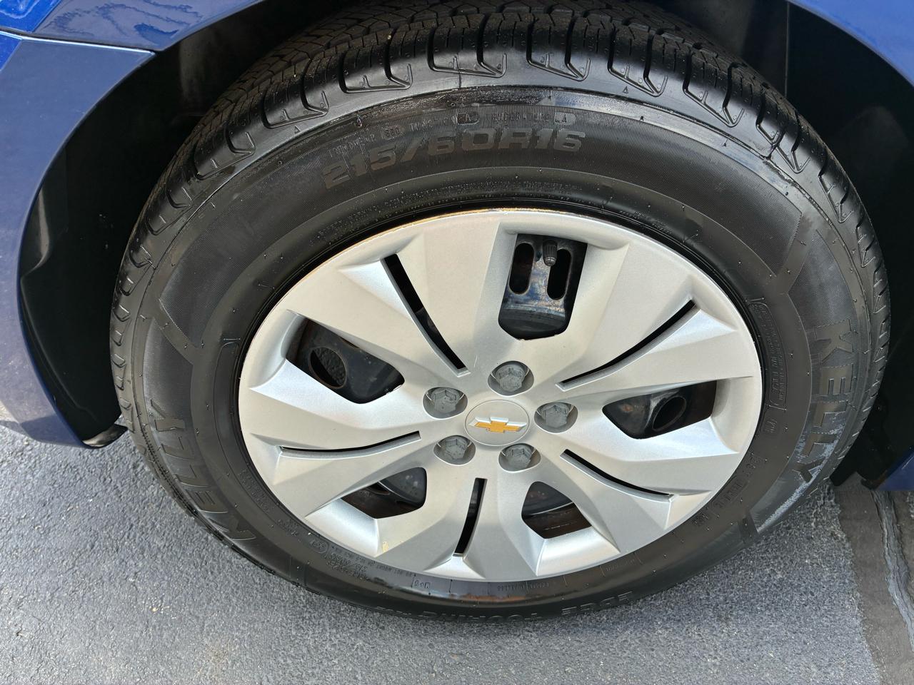 Chevrolet Cruze LS Auto 2013