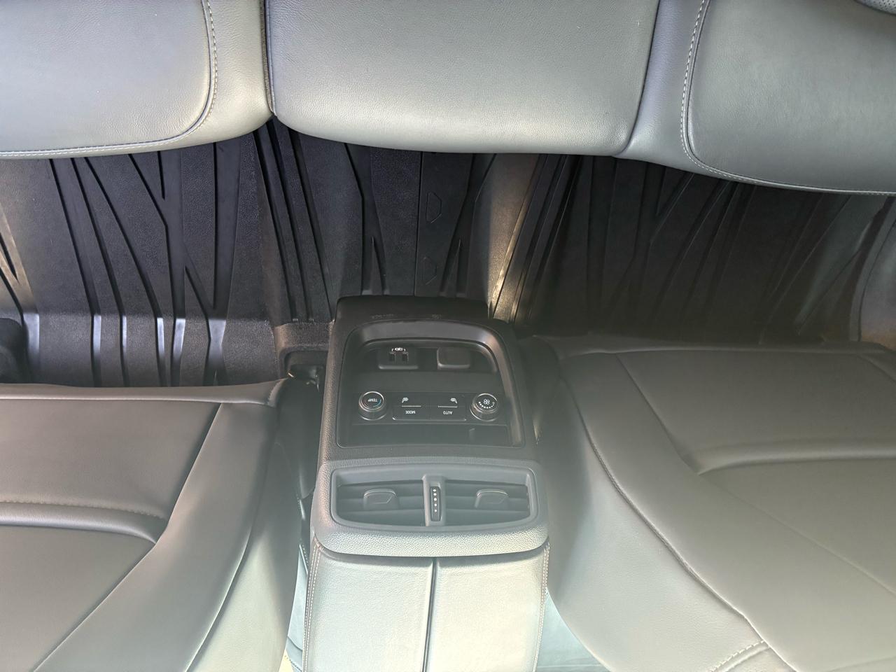 Buick Envision Essence 4D SUV FWD 2019