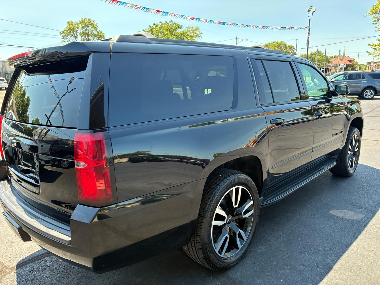 Chevrolet Suburban Premier 4WD 2019