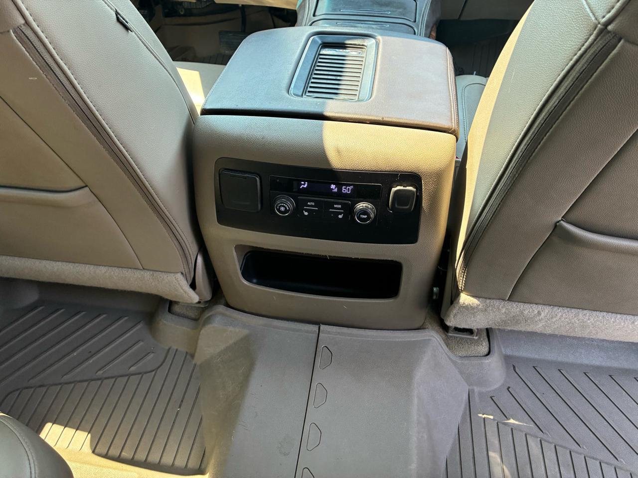 Chevrolet Suburban Premier 4WD 2019