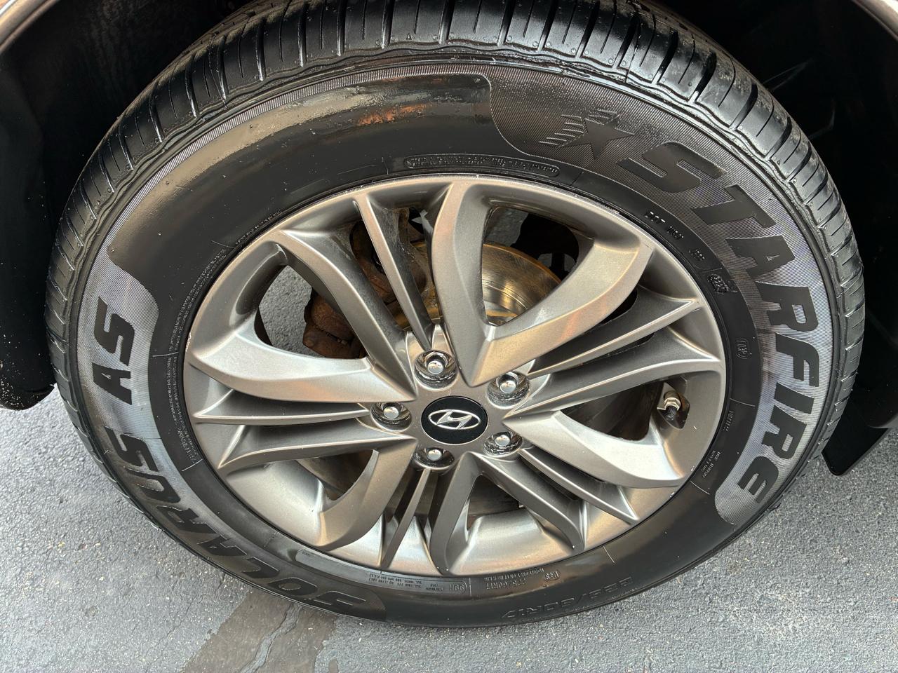 Hyundai Tucson FWD 4dr SE w/Beige Int 2014