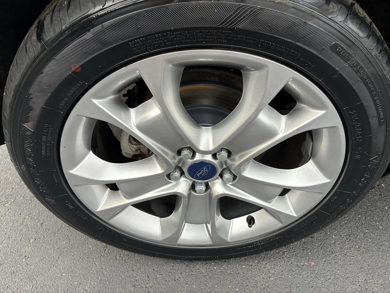 Ford Escape Titanium 4WD 2015