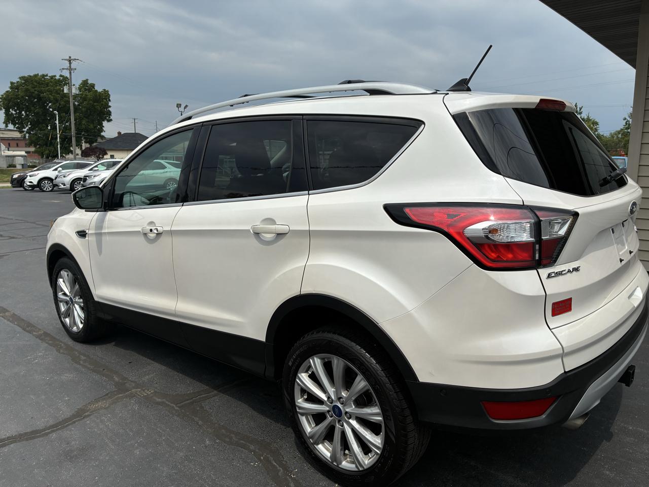 Ford Escape Titanium 4WD 2018