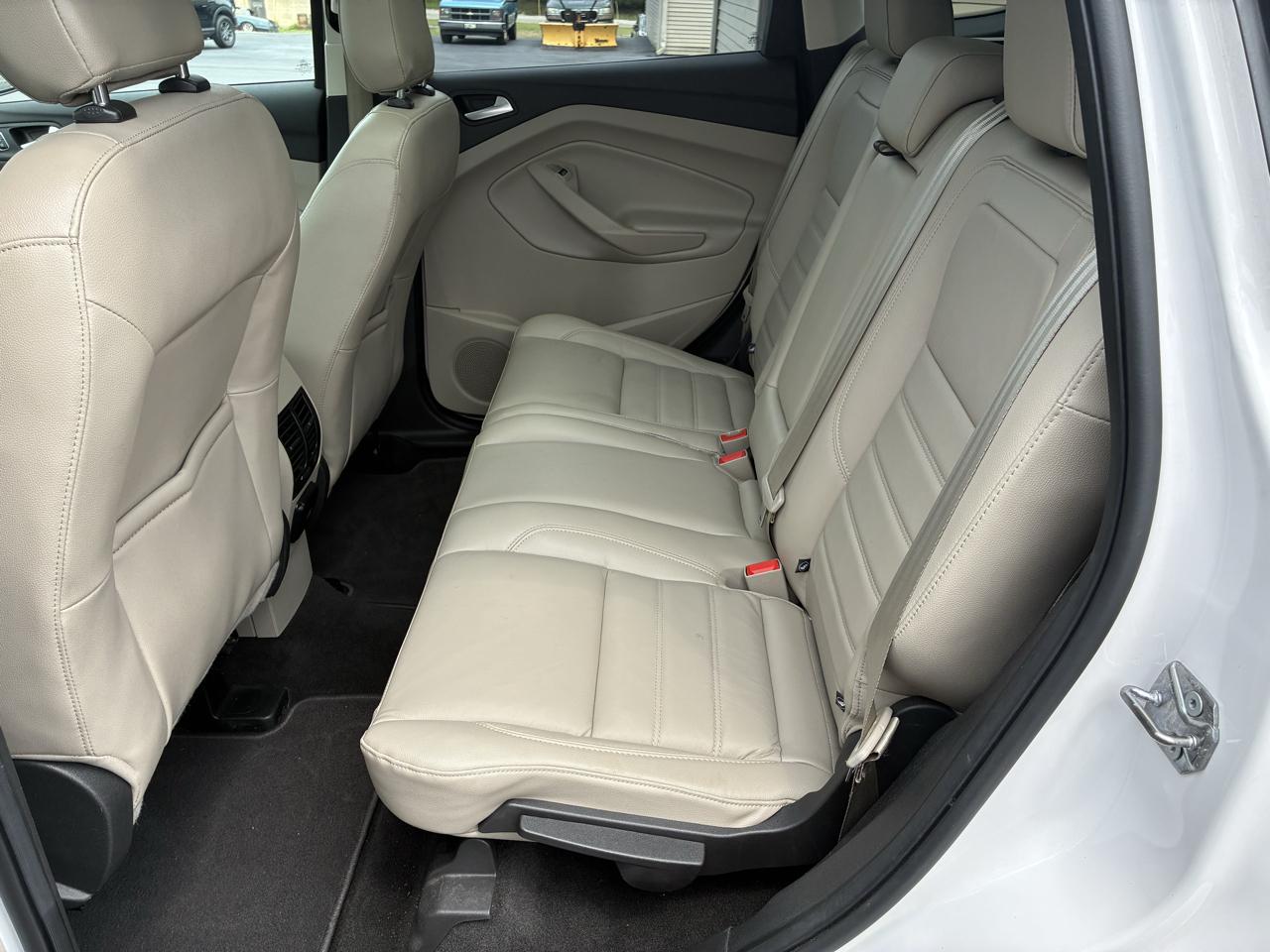 Ford Escape Titanium 4WD 2018