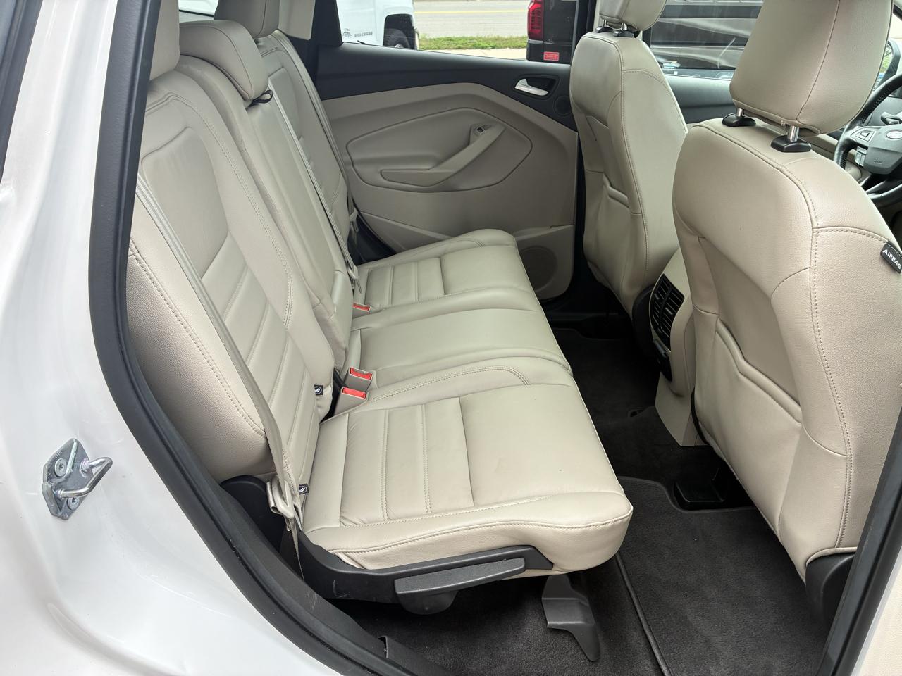 Ford Escape Titanium 4WD 2018