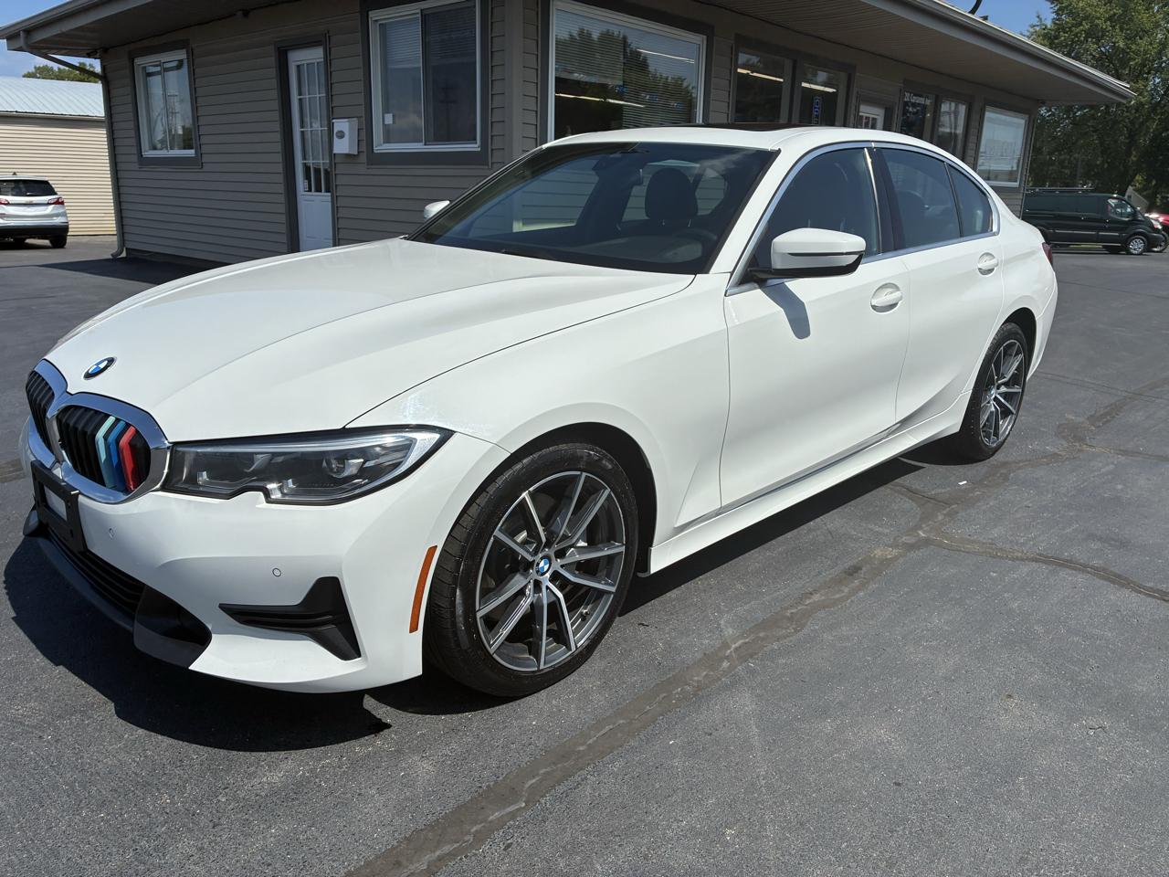 BMW 3-Series 330i xDrive 2020