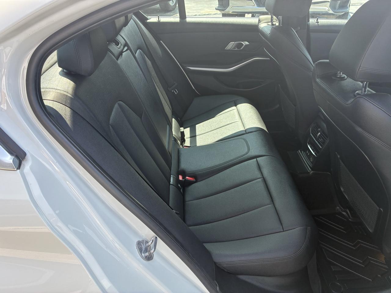 BMW 3-Series 330i xDrive 2020