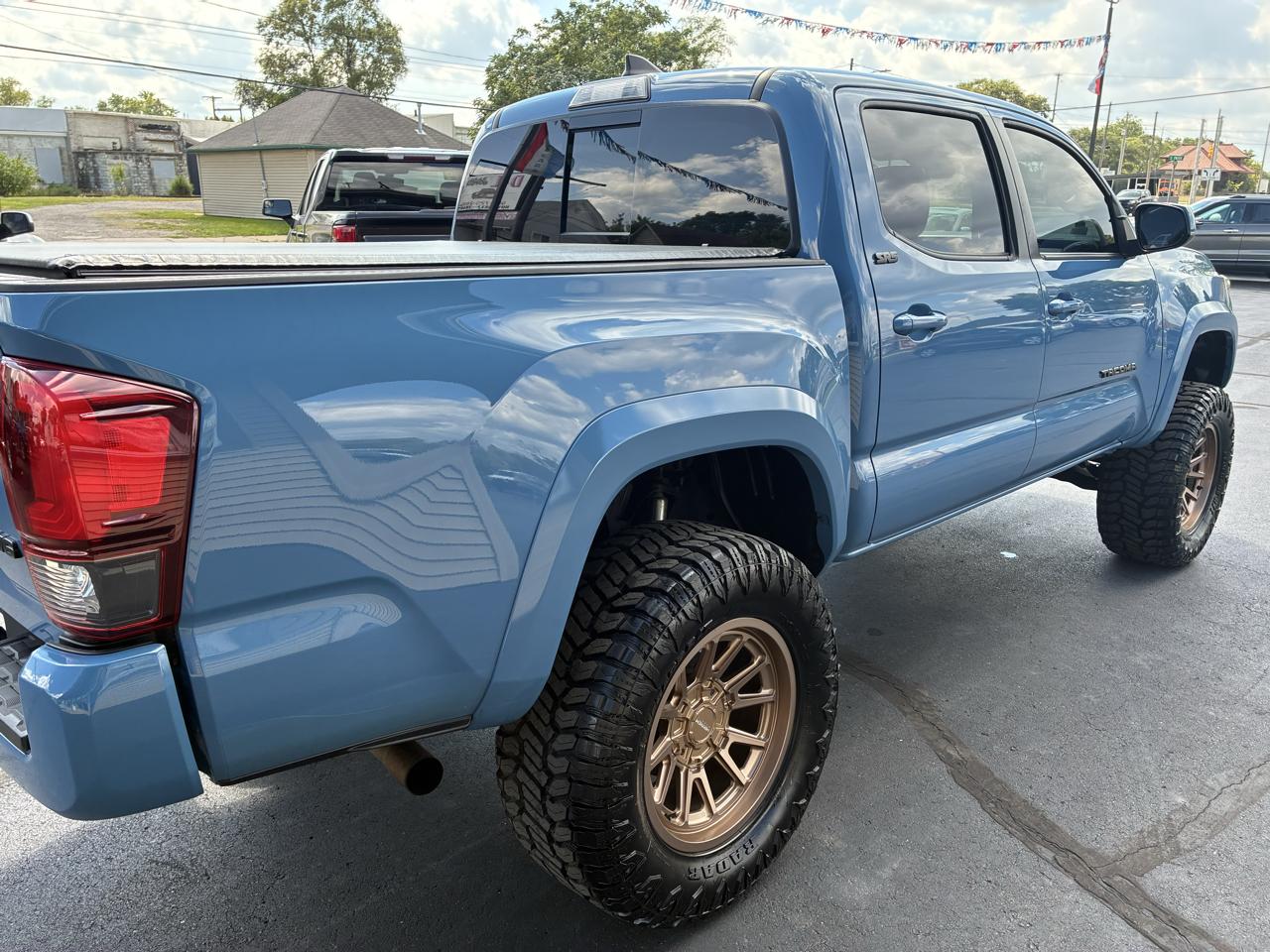 Toyota Tacoma SR5 Dbl Cab 4WD at 2019