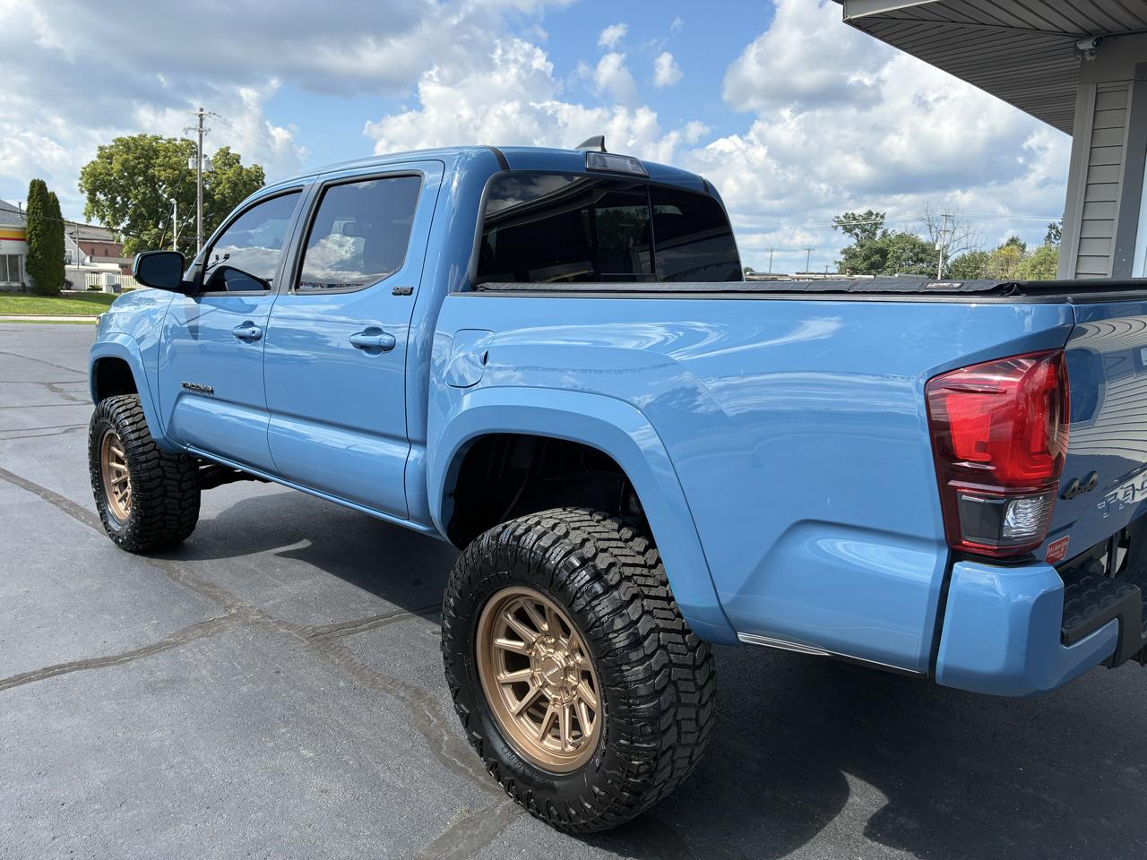 Toyota Tacoma SR5 Dbl Cab 4WD at 2019