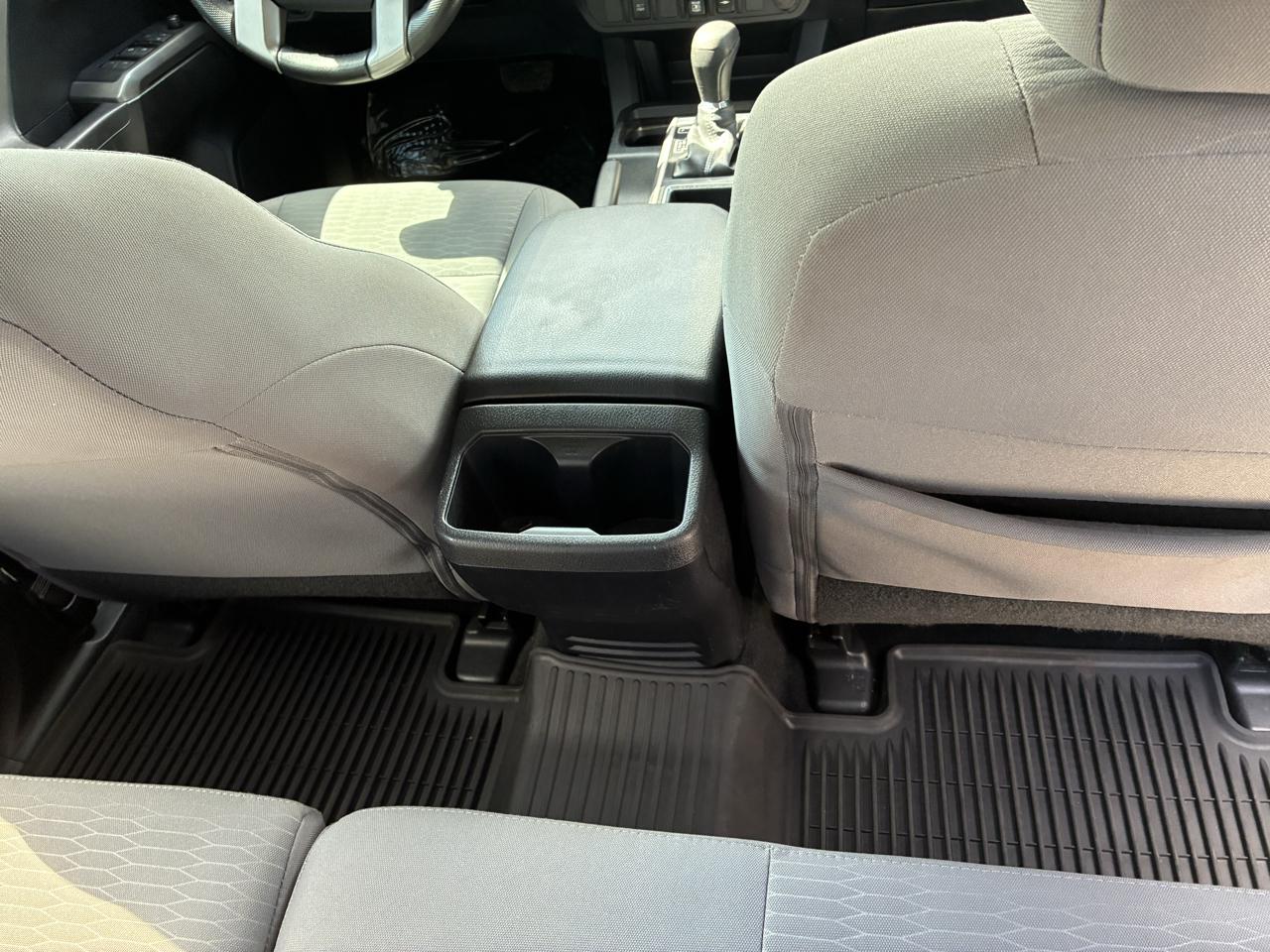 Toyota Tacoma SR5 Dbl Cab 4WD at 2019