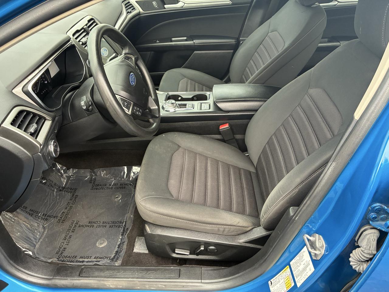 Ford Fusion SE 2020
