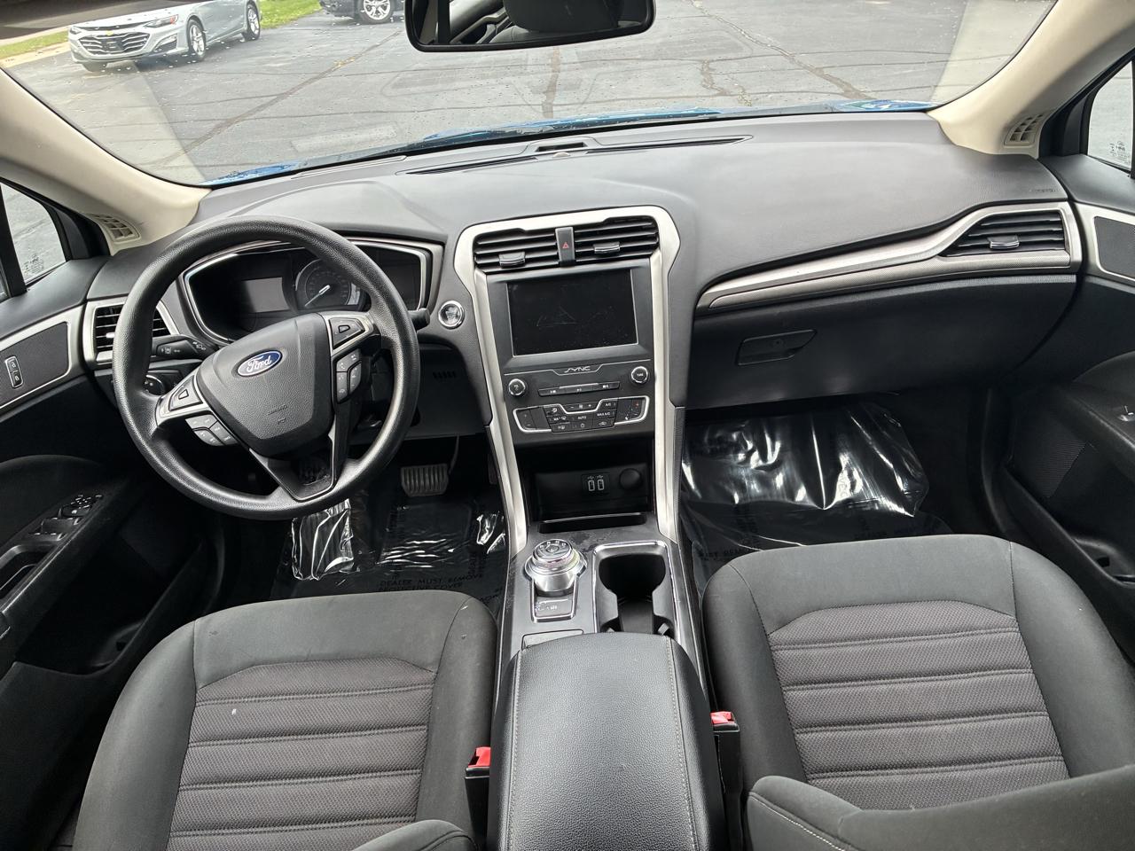 Ford Fusion SE 2020