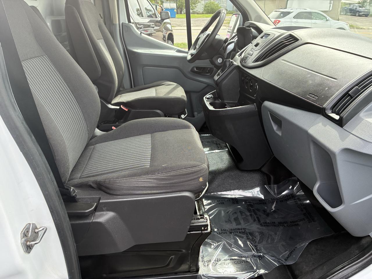 Ford Transit 250 Van Low Roof 60/40 Pass.130-in. WB 2017