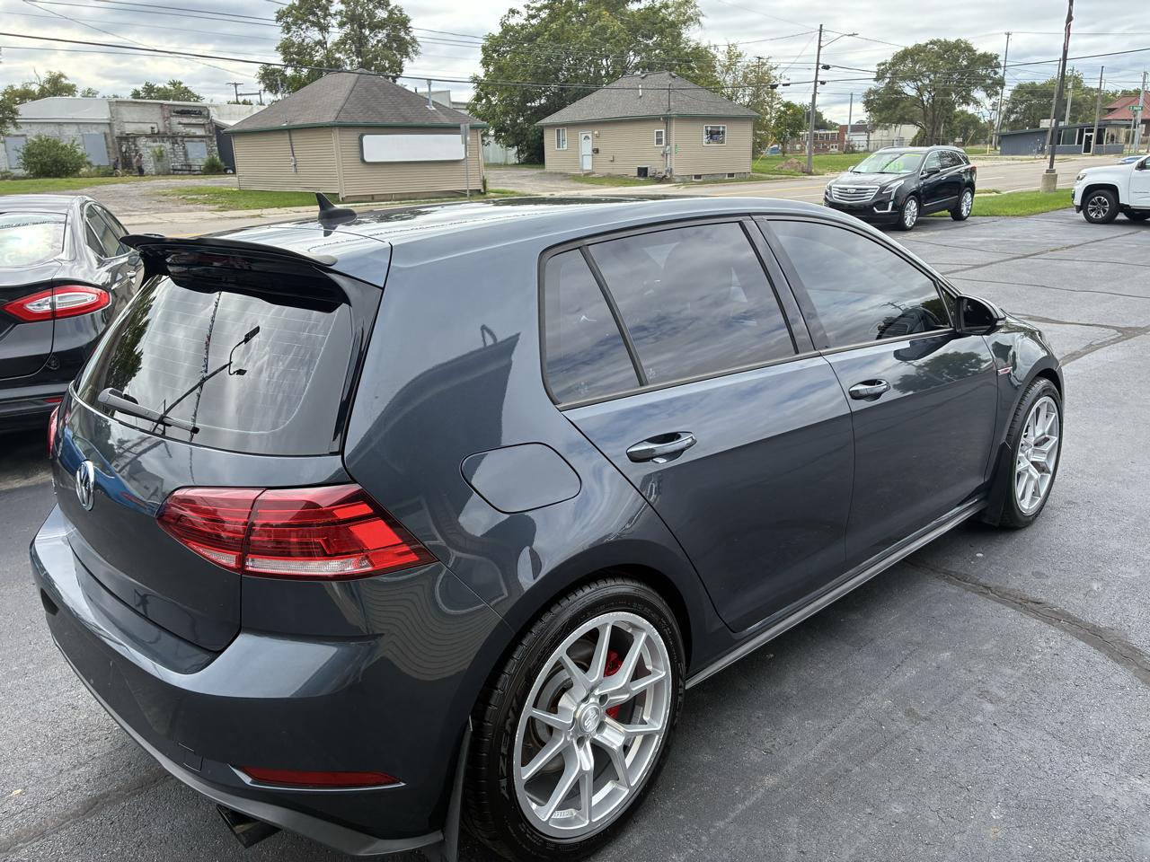 Volkswagen Golf GTI SE 6M 4-Door 2018