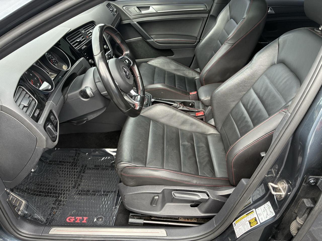 Volkswagen Golf GTI SE 6M 4-Door 2018