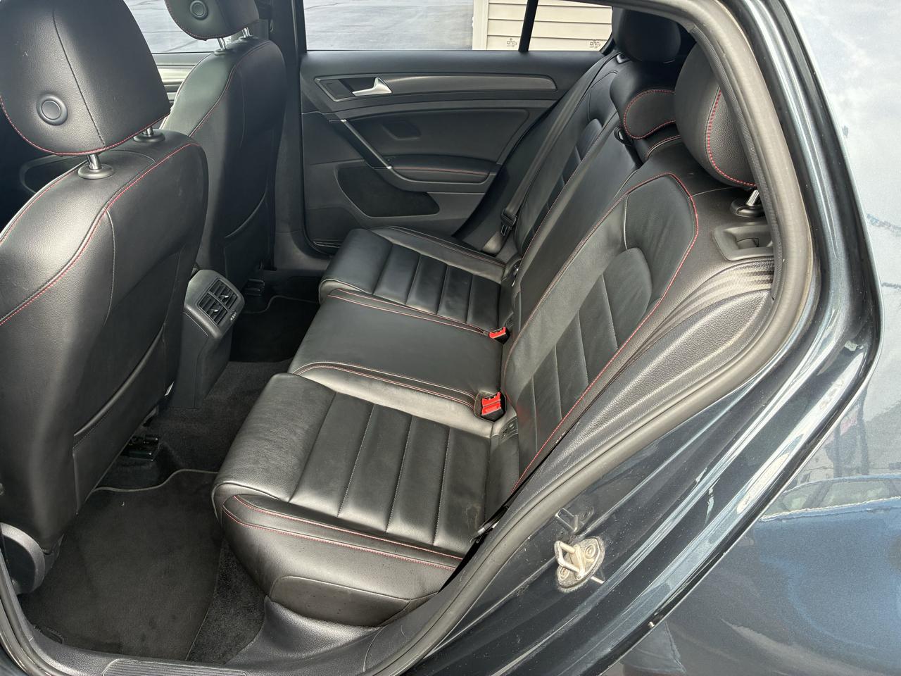 Volkswagen Golf GTI SE 6M 4-Door 2018