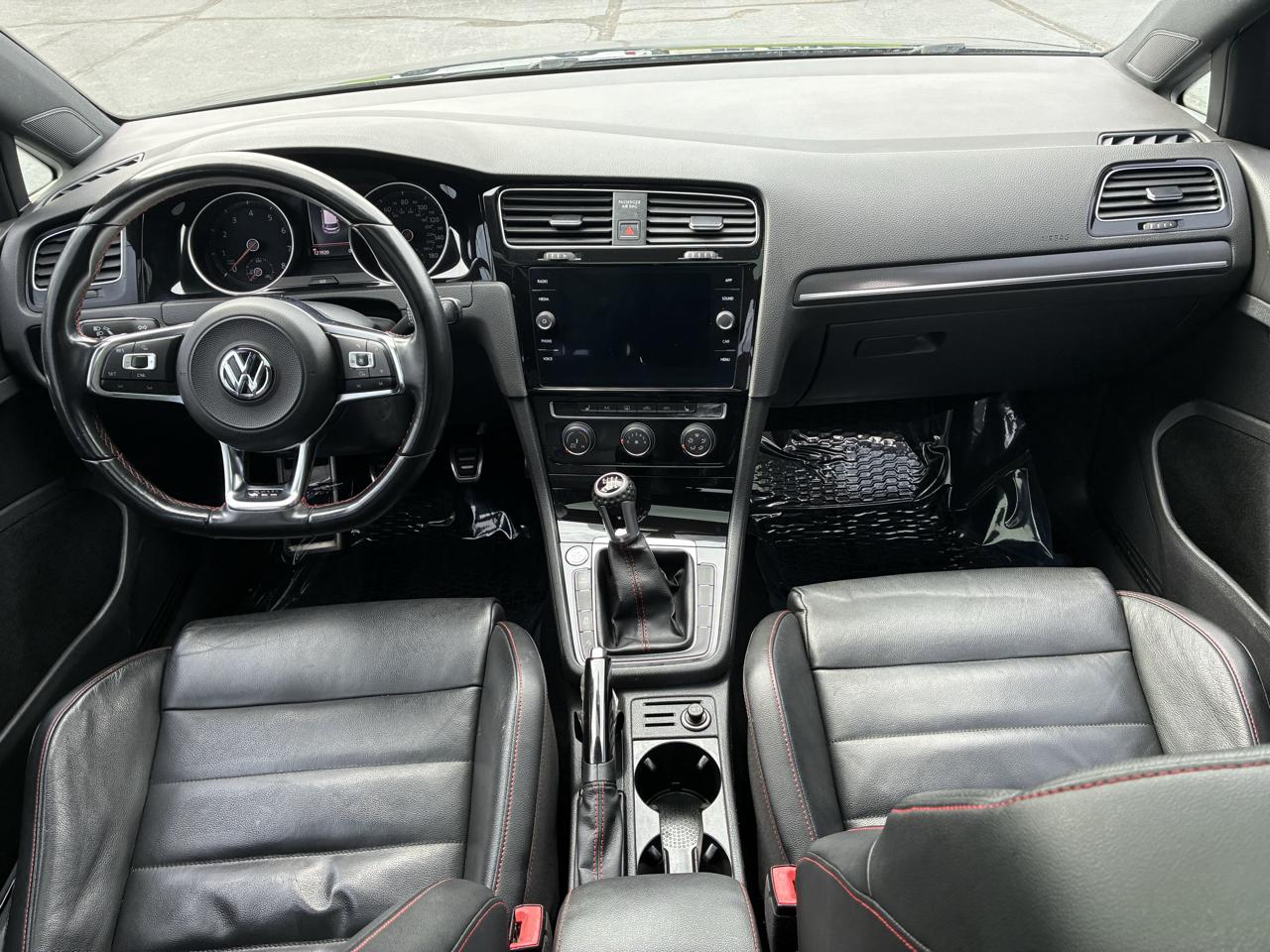 Volkswagen Golf GTI SE 6M 4-Door 2018