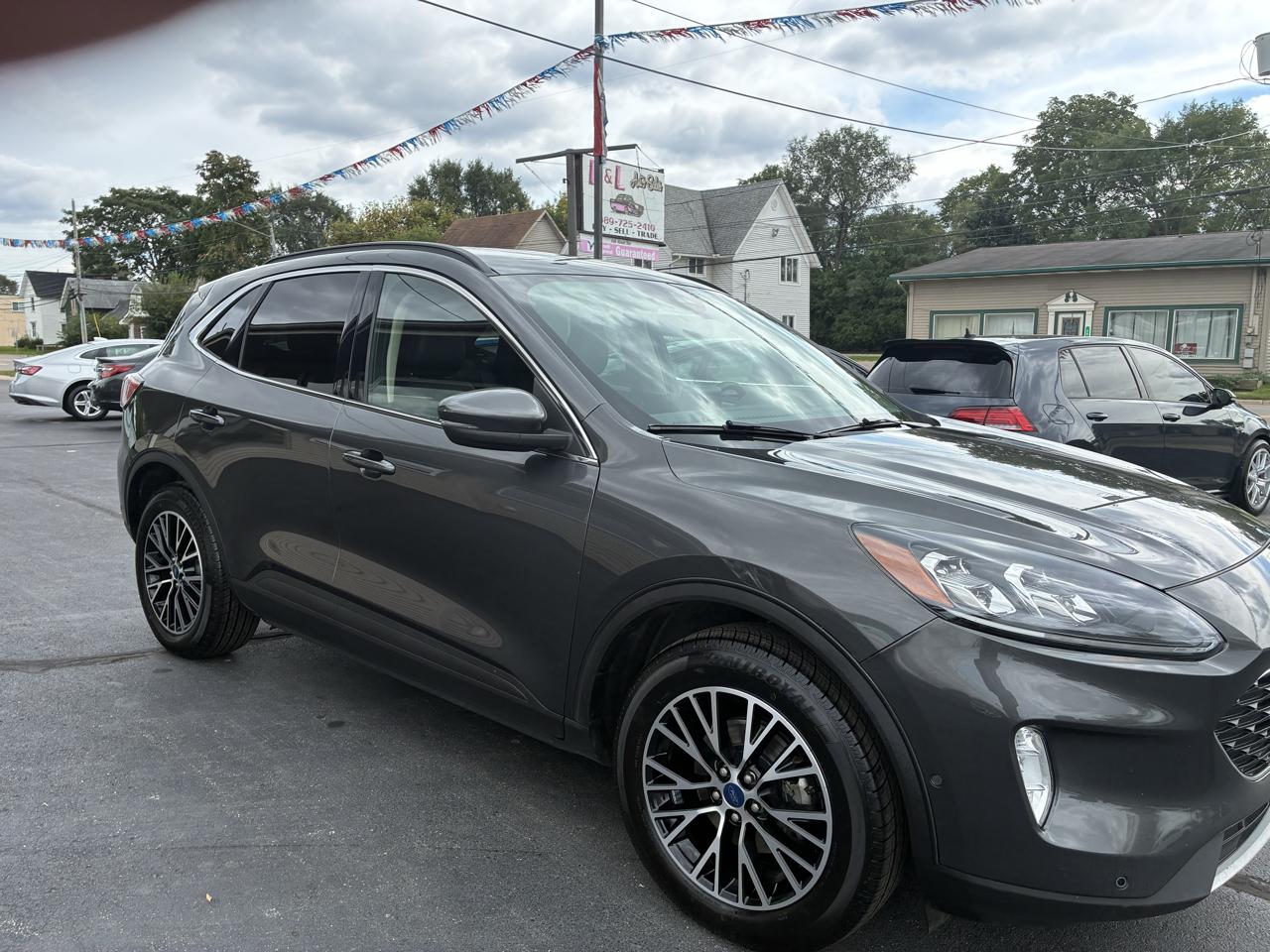 Ford Escape Hybrid Titanium AWD 2020