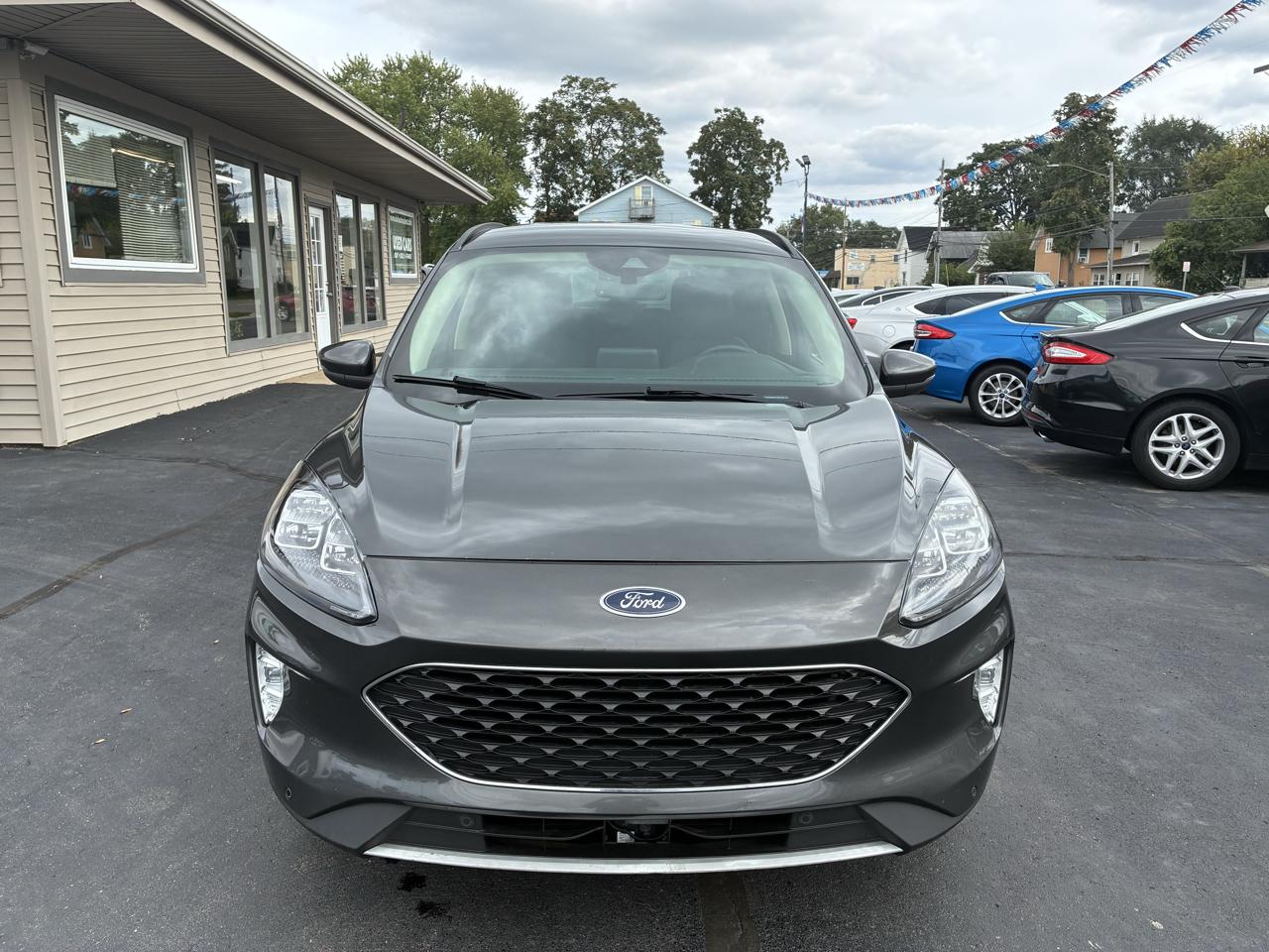 Ford Escape Hybrid Titanium AWD 2020