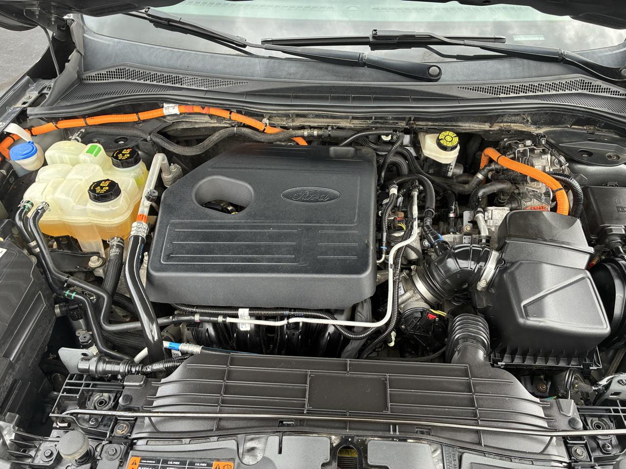 Ford Escape Hybrid Titanium AWD 2020