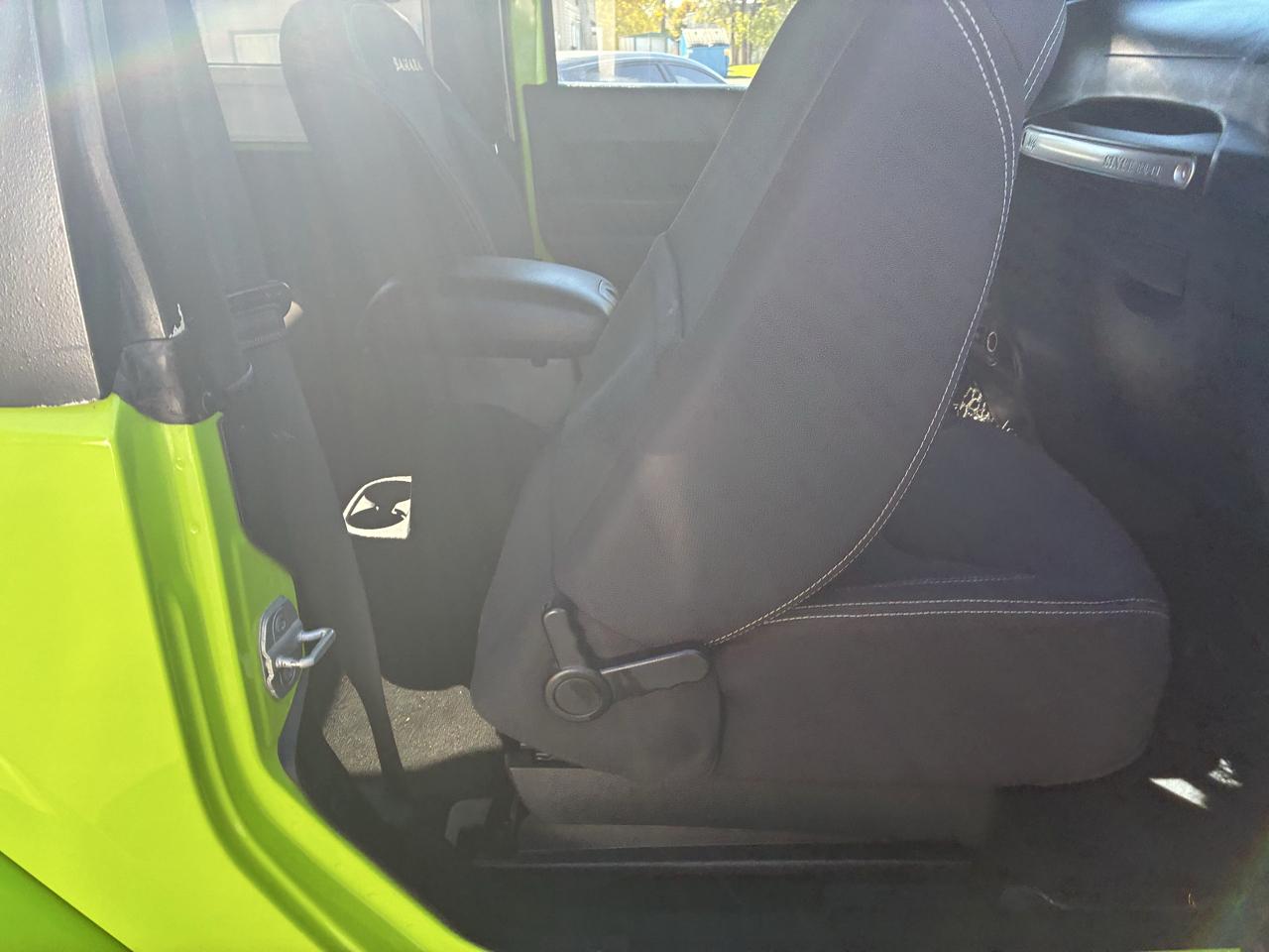 Jeep Wrangler Sahara 4WD 2013