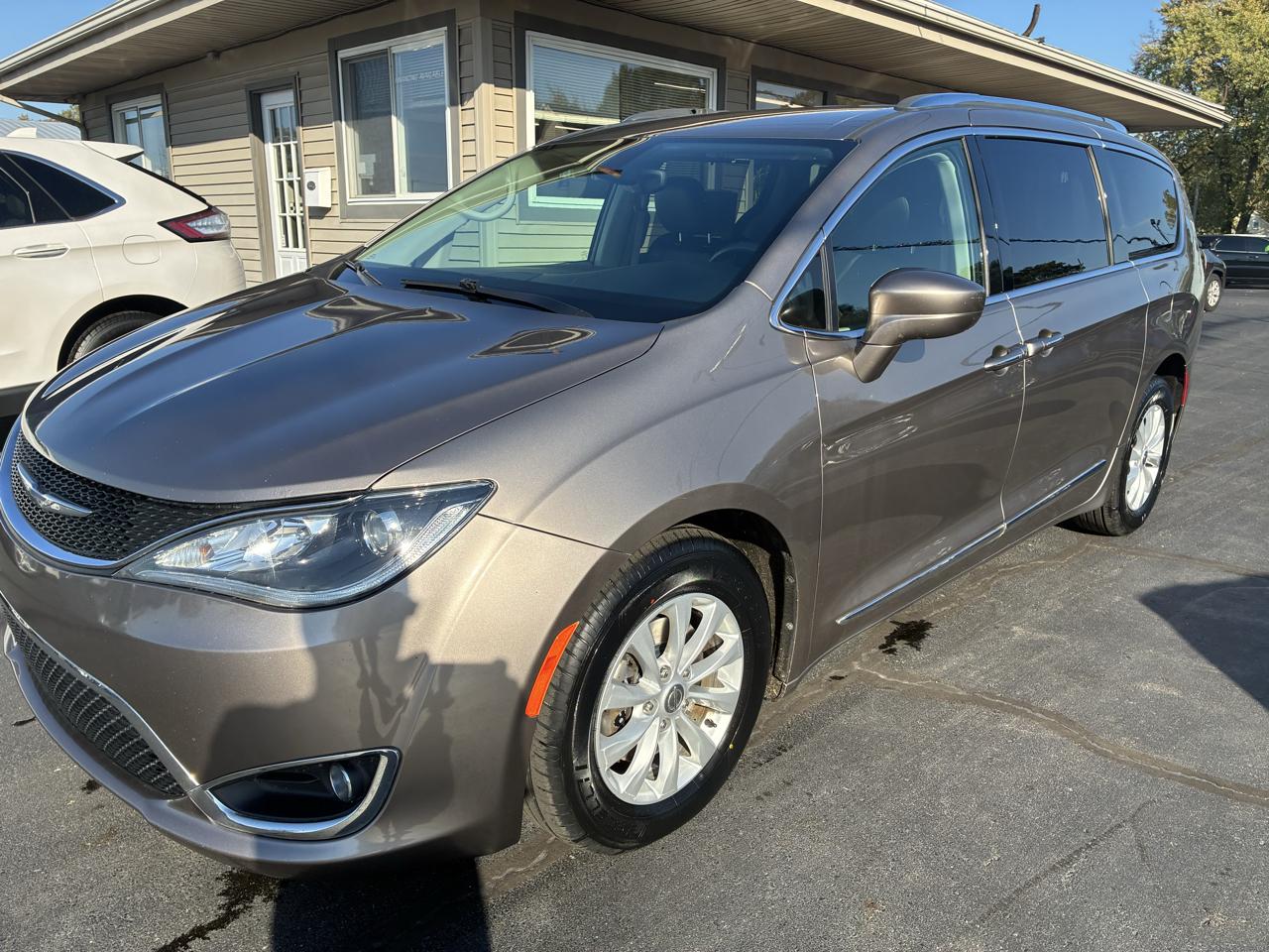 Chrysler Pacifica Touring-L Plus 2018