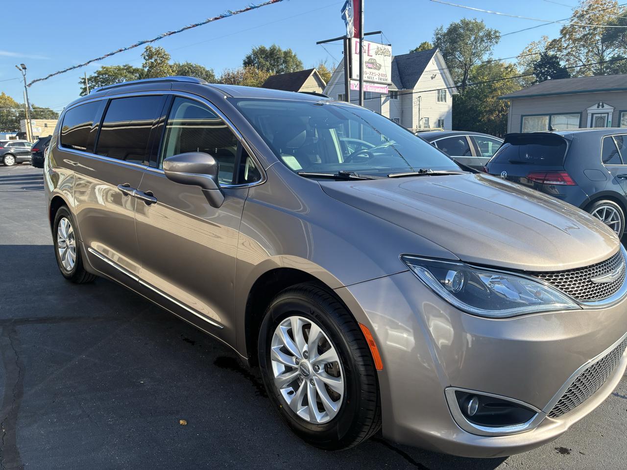Chrysler Pacifica Touring-L Plus 2018