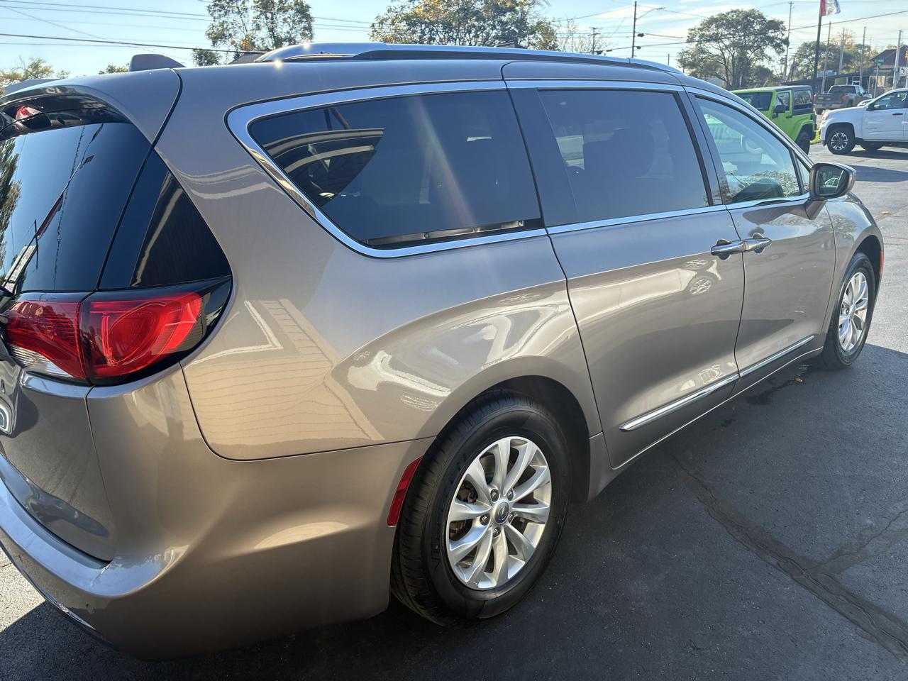 Chrysler Pacifica Touring-L Plus 2018