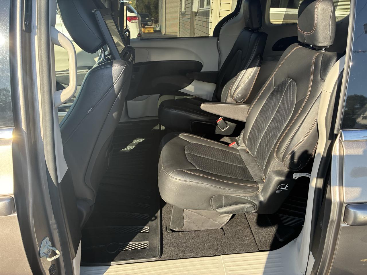 Chrysler Pacifica Touring-L Plus 2018