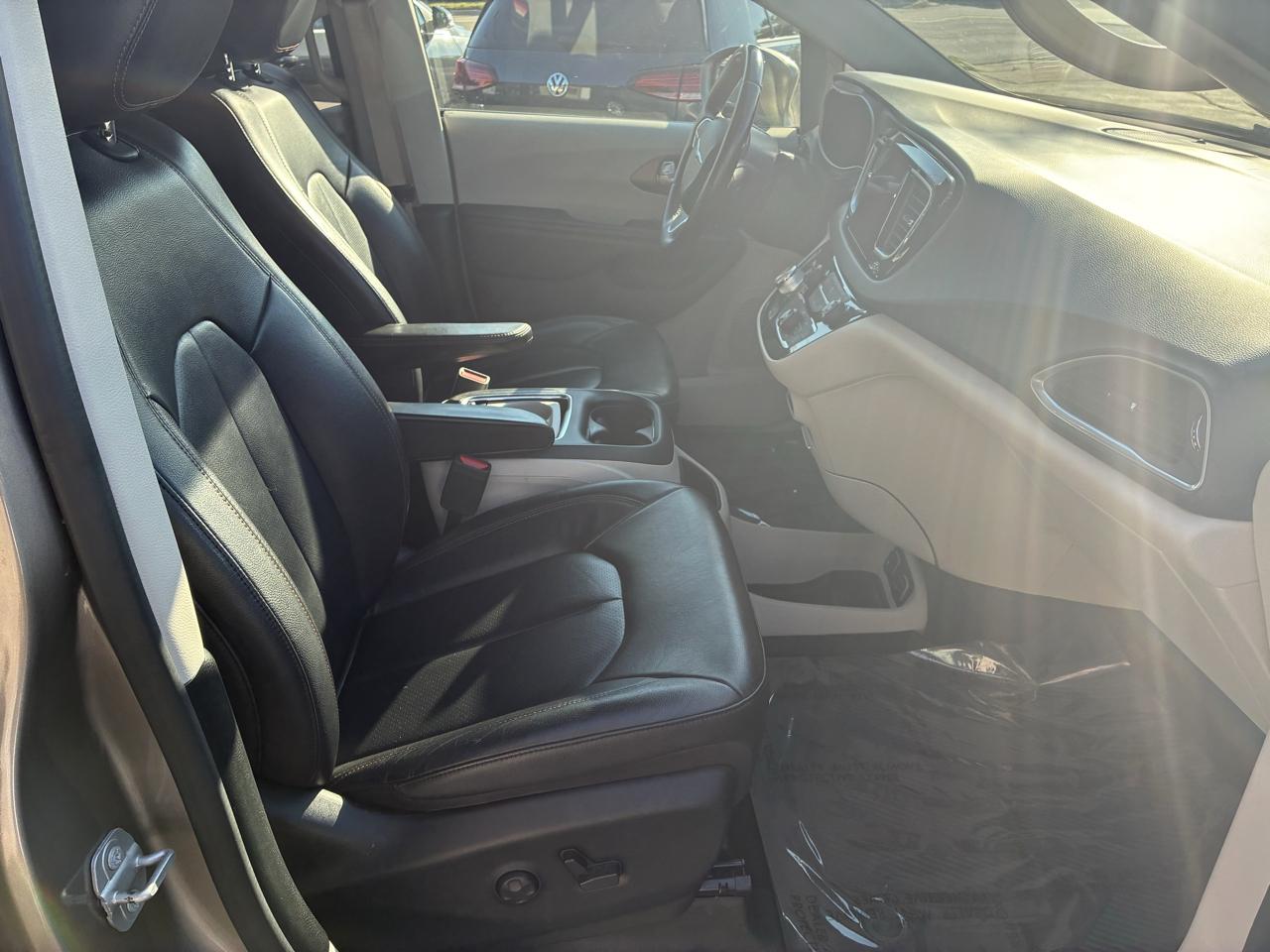 Chrysler Pacifica Touring-L Plus 2018