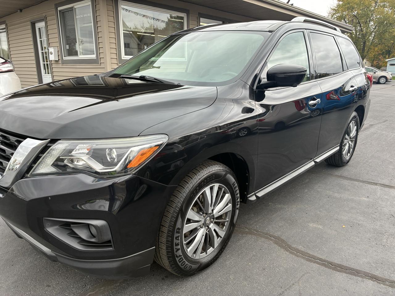 Nissan Pathfinder S 4WD 2019