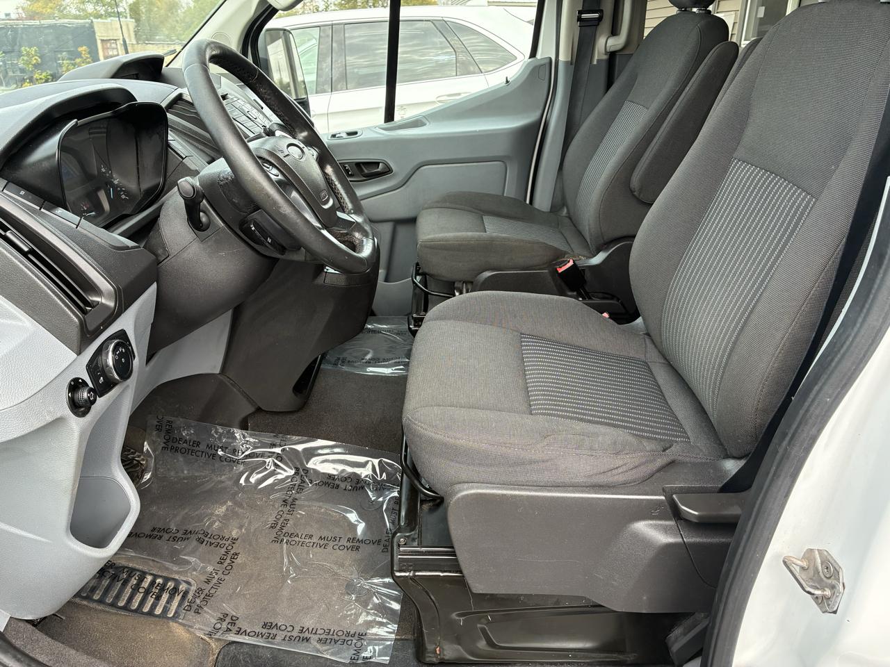 Ford Transit 350 Wagon Low Roof XLT 60/40 Pass. 148-in. WB 2016