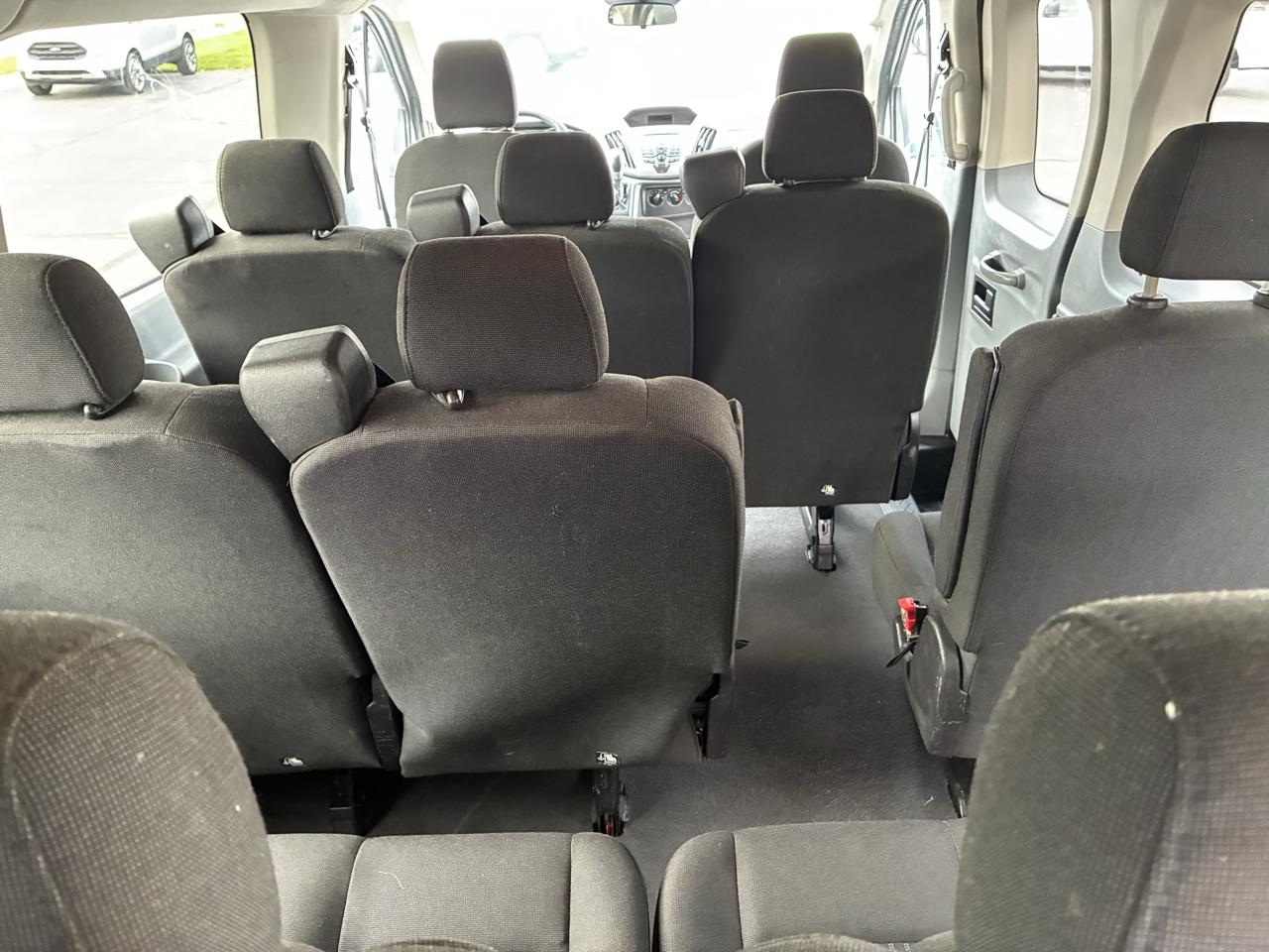 Ford Transit 350 Wagon Low Roof XLT 60/40 Pass. 148-in. WB 2016