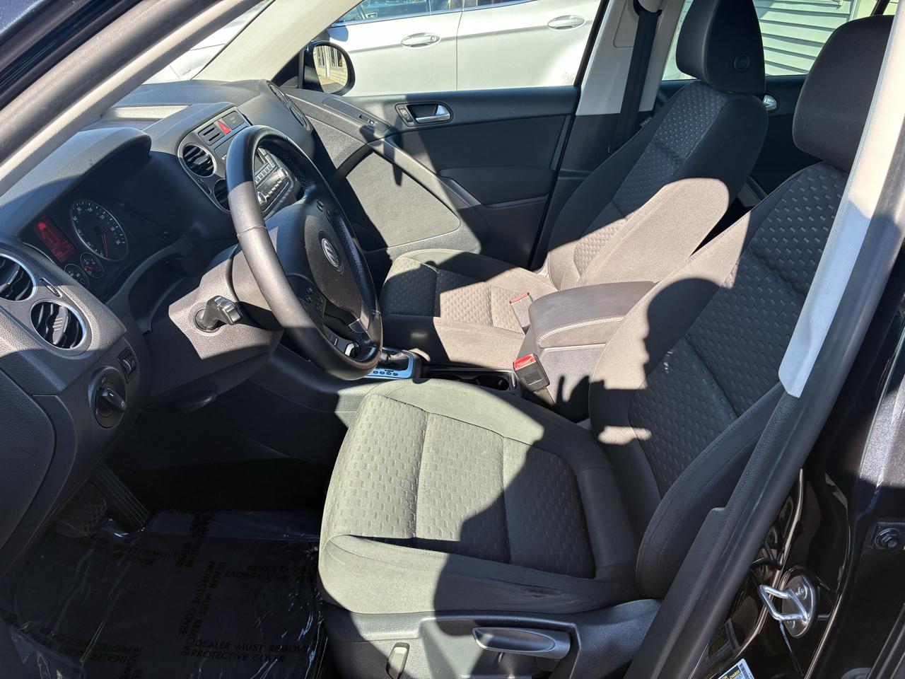 Volkswagen Tiguan SEL 2009
