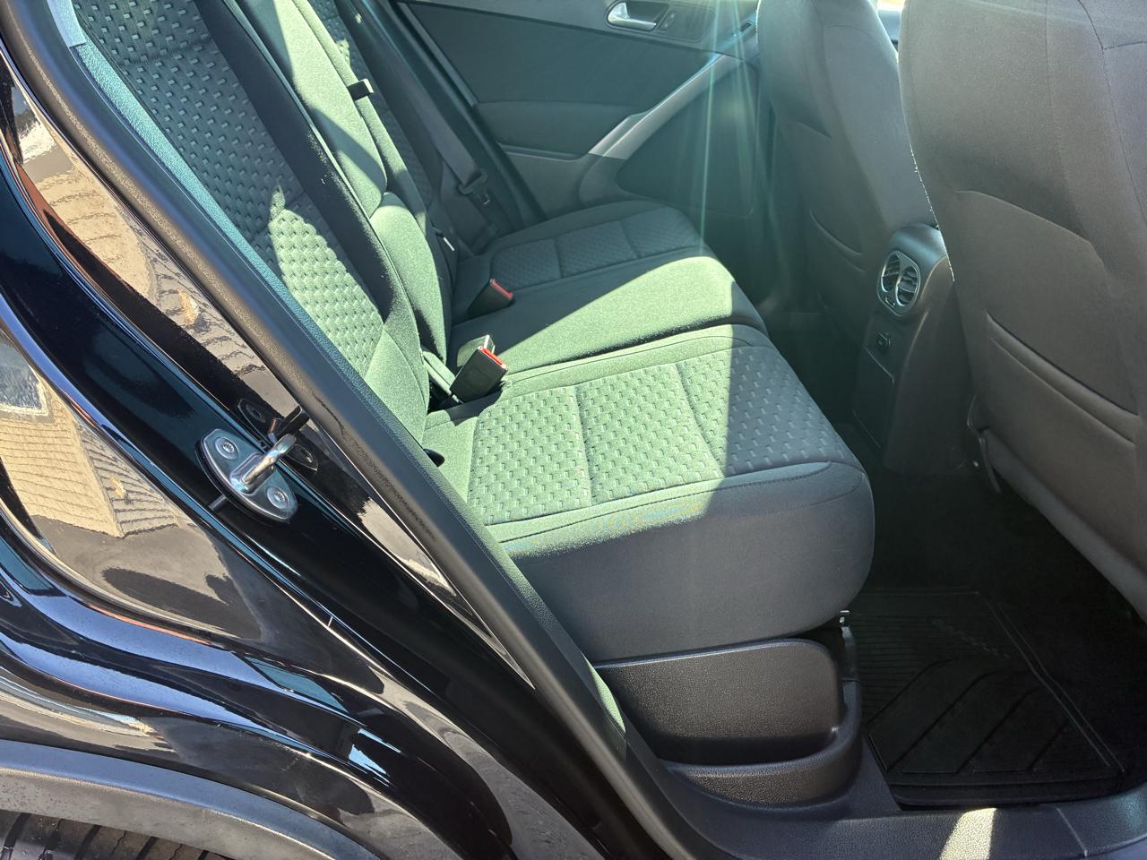 Volkswagen Tiguan SEL 2009