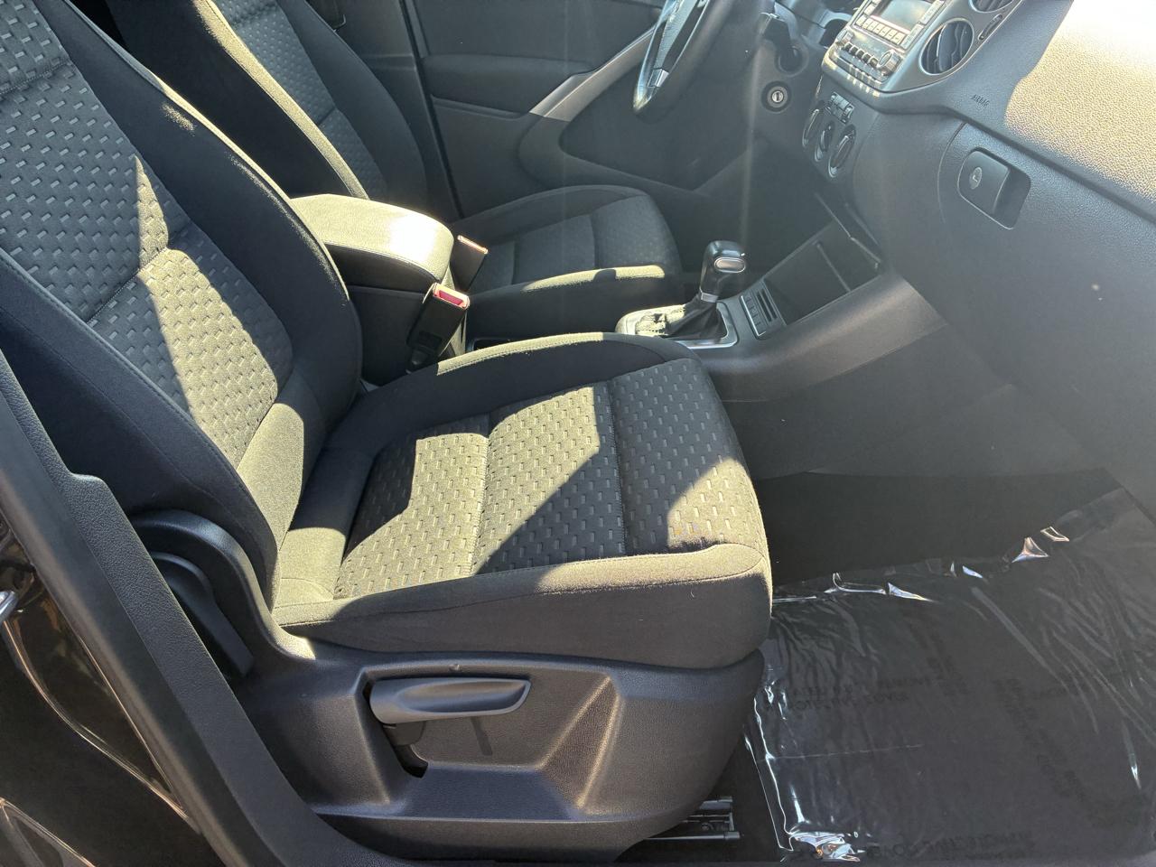Volkswagen Tiguan SEL 2009