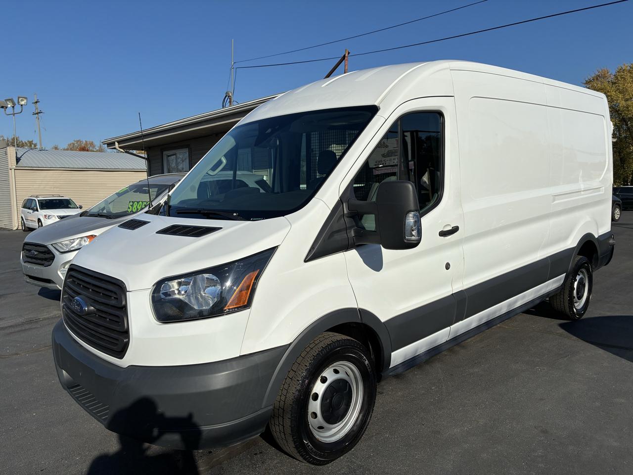 Ford Transit 250 Van Med. Roof w/Sliding Pass. 148-in. WB 2015
