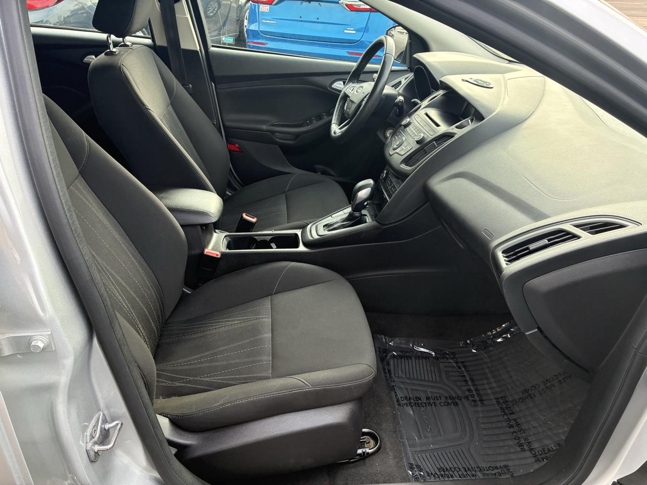 Ford Focus SE Hatch 2017