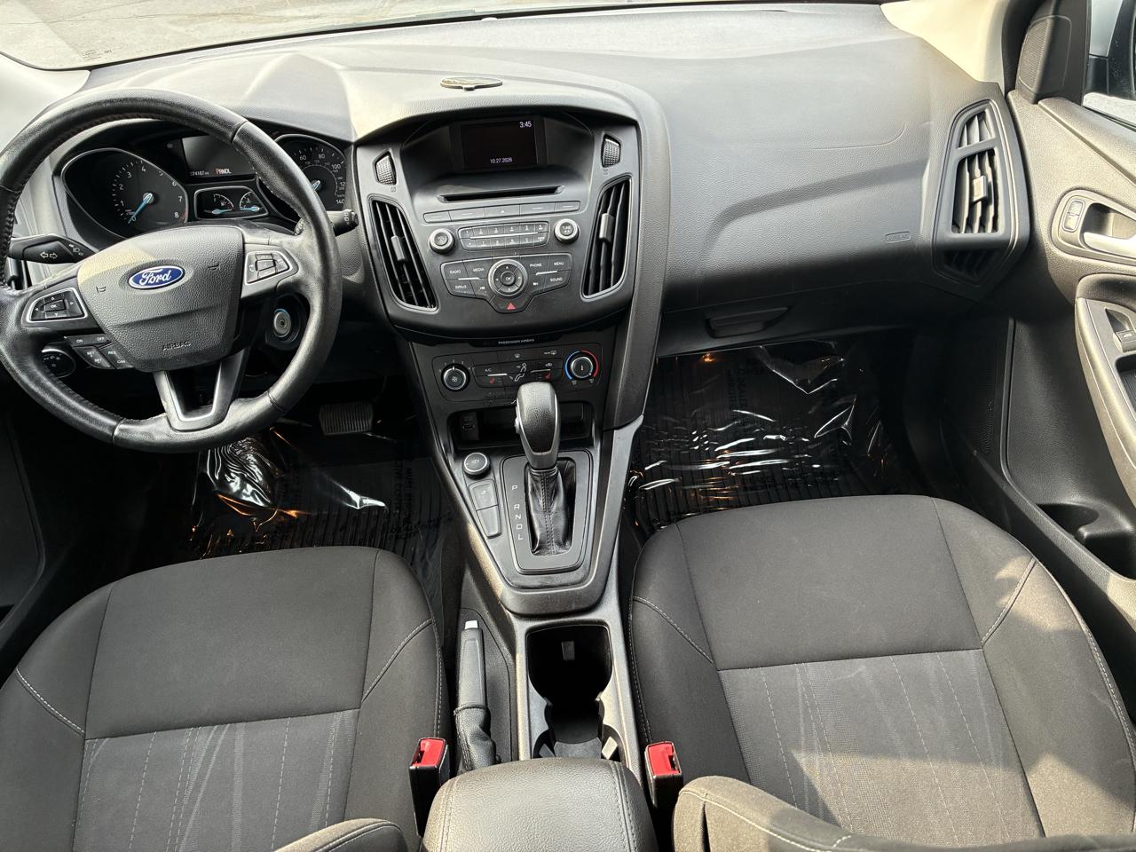 Ford Focus SE Hatch 2017