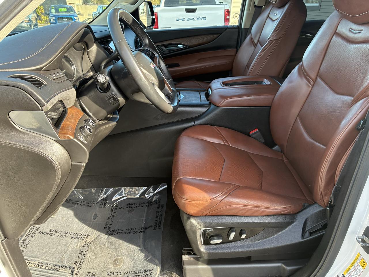 Cadillac Escalade Premium 4WD 2017
